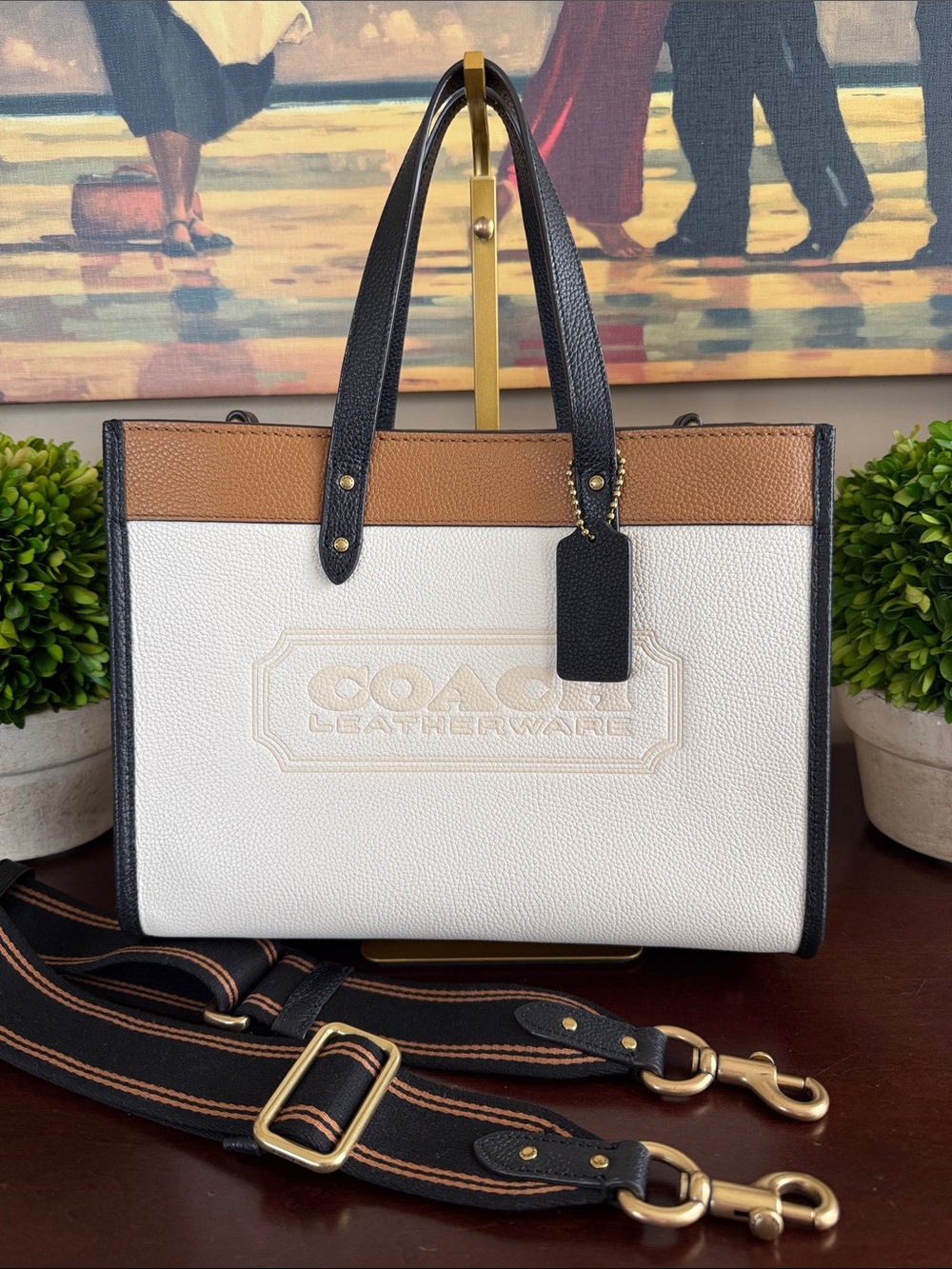 COACH J2139 FIELD TOTE 30 COLORBLOCK CHALK MULTI WITH COACH BADGE BAG 🌟EUC🌟 - Picture 3 of 17